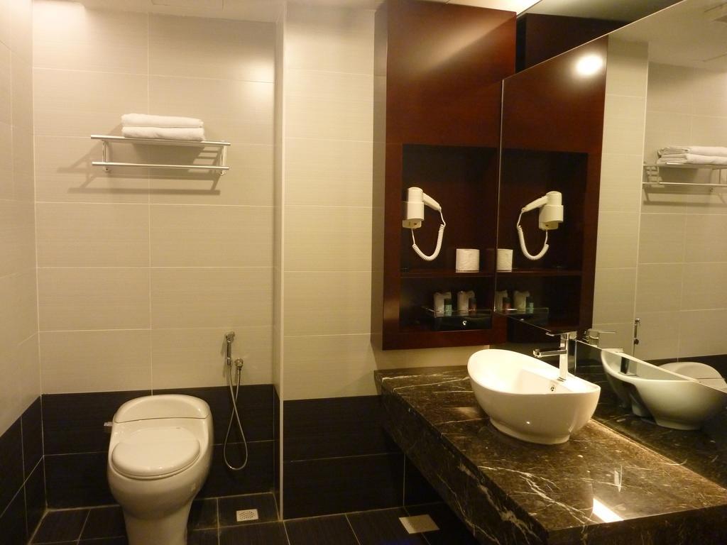 Pariss Hotel Johor Bahru Exteriér fotografie